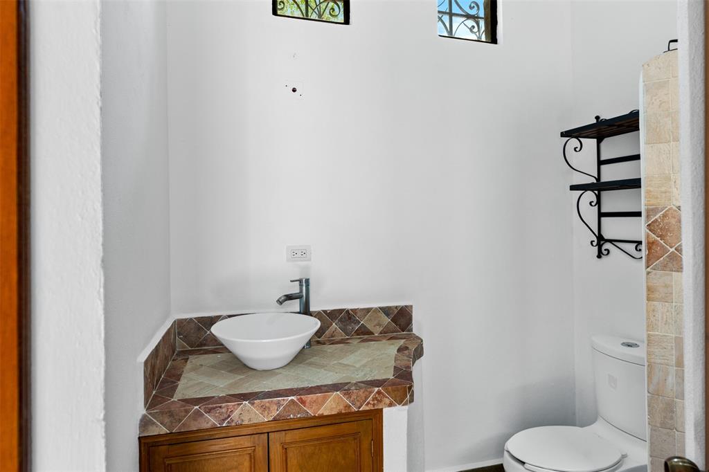 37700, Mexico, 2 Bedrooms Bedrooms, ,3 BathroomsBathrooms,Residential,Active,51659