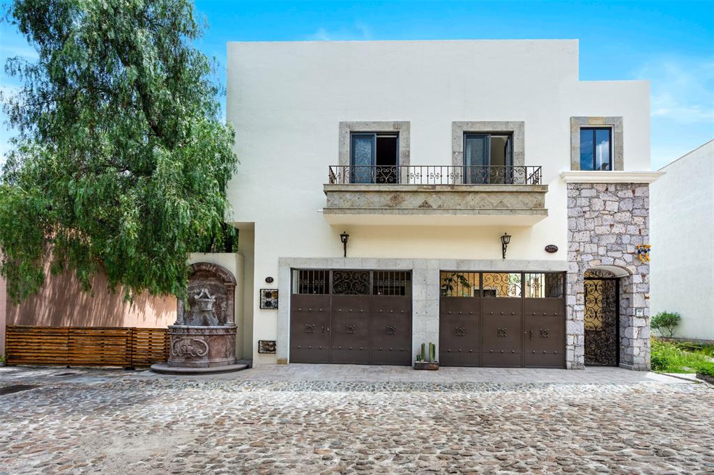 37700, Mexico, 2 Bedrooms Bedrooms, ,3 BathroomsBathrooms,Residential,Active,51659