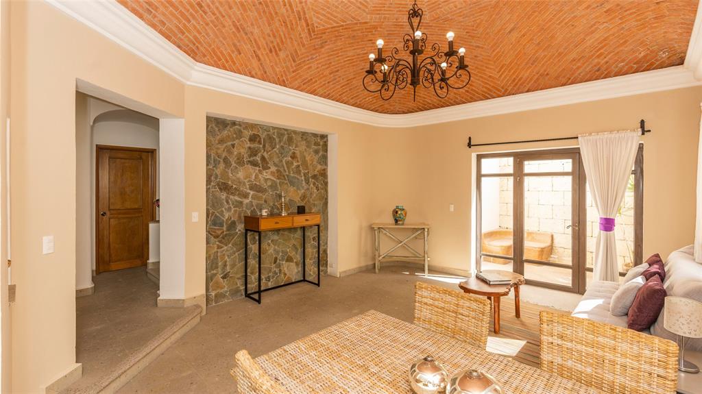 37700, Mexico, 2 Bedrooms Bedrooms, ,3 BathroomsBathrooms,Residential,Active,51659