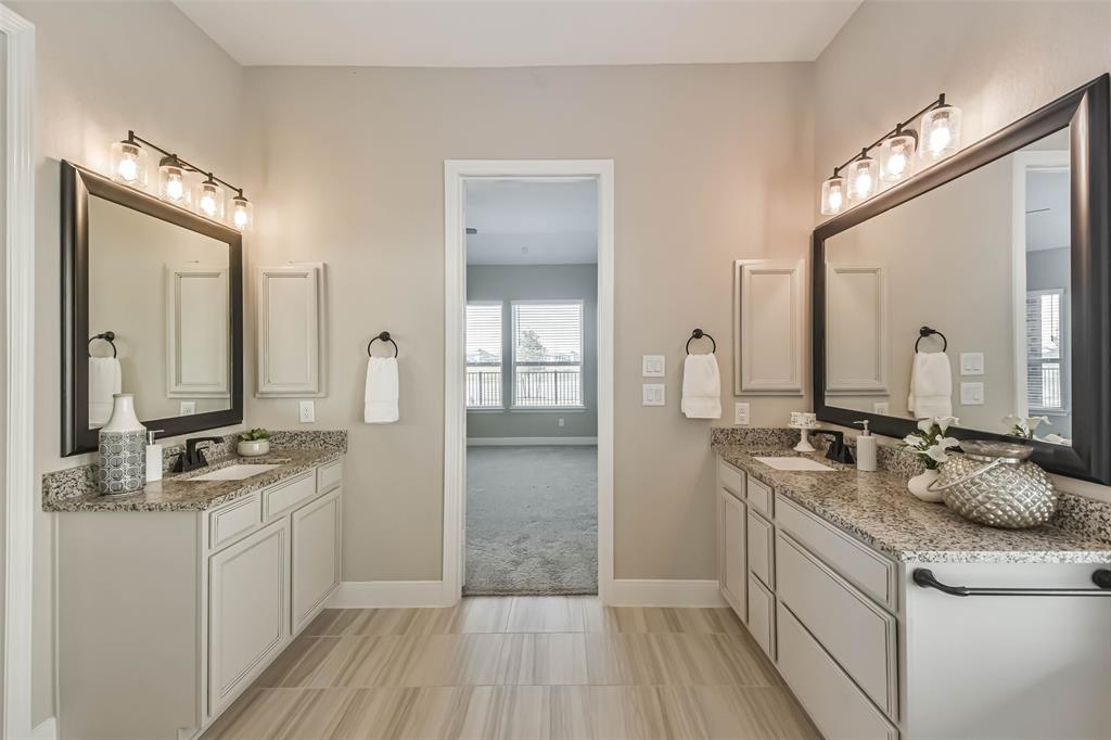 11131 Heartleaf Aster Way, Cypress, Texas image 23