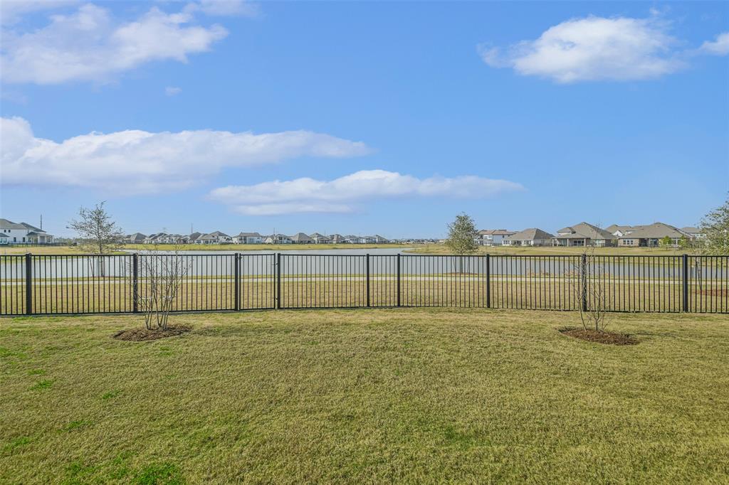 11131 Heartleaf Aster Way, Cypress, Texas image 47