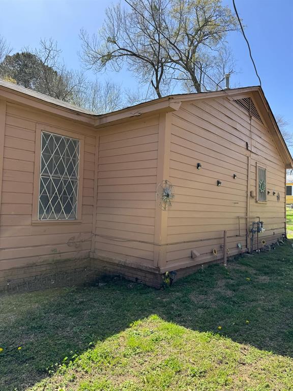 300 State Street, Daingerfield, Texas image 3
