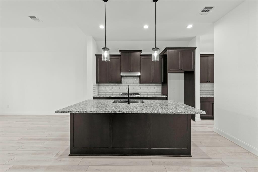 15811 Lecht Drive, Humble, Texas image 10