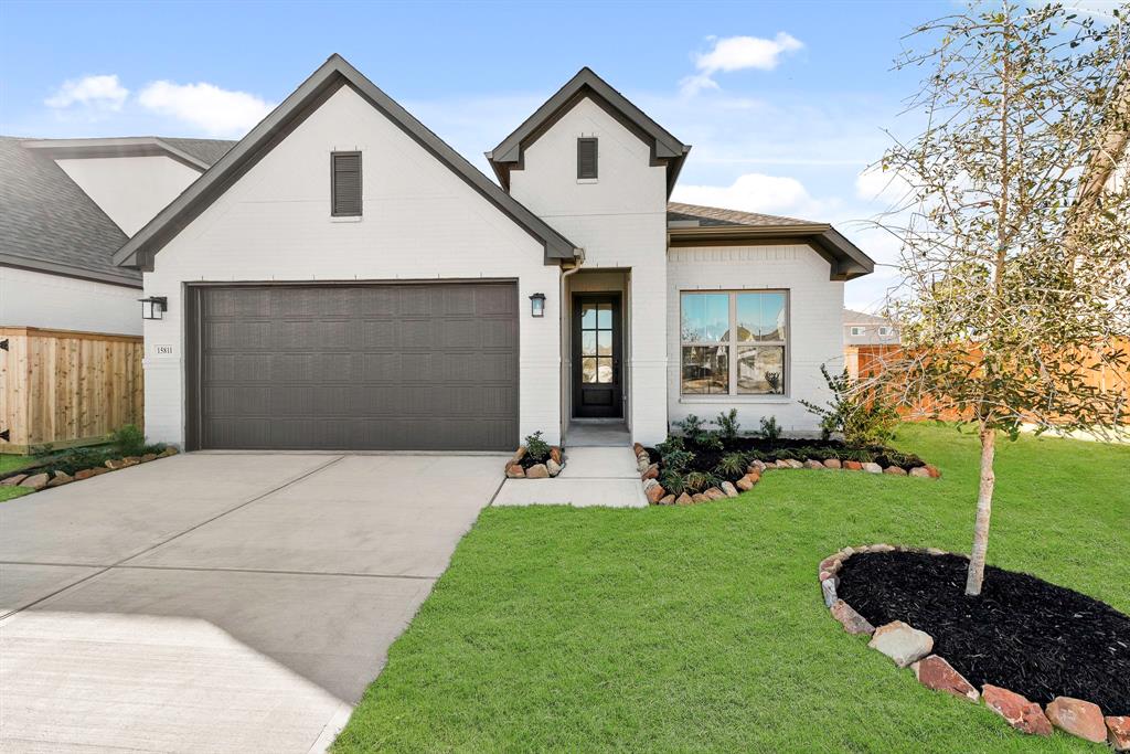 15811 Lecht Drive, Humble, Texas image 1