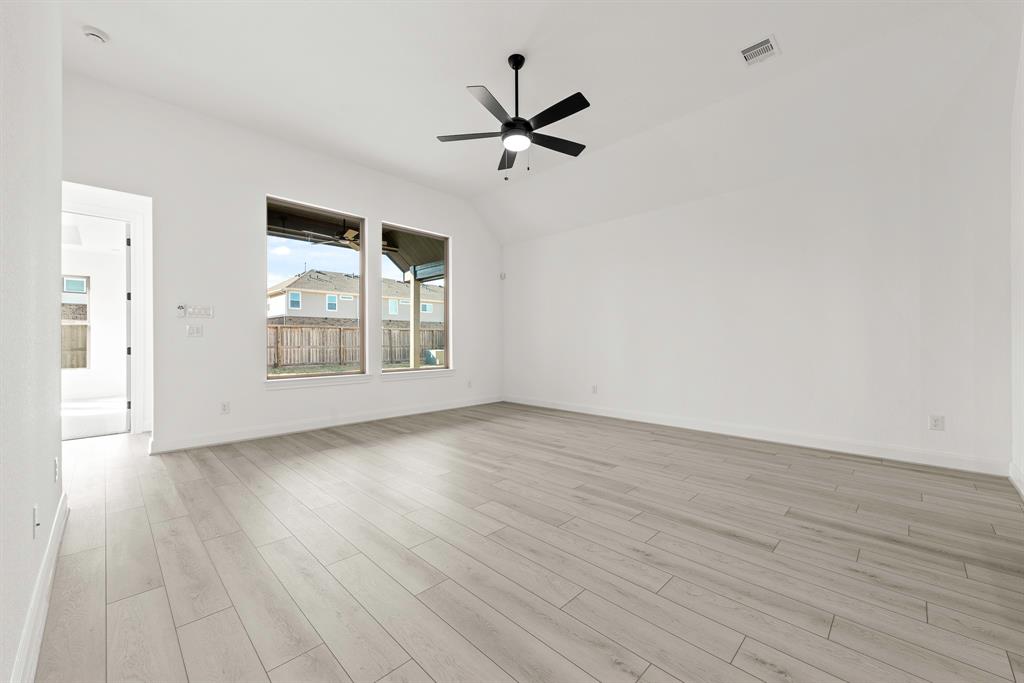 15811 Lecht Drive, Humble, Texas image 11