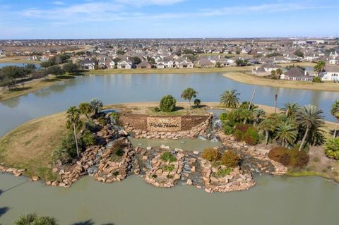 A home in Manvel