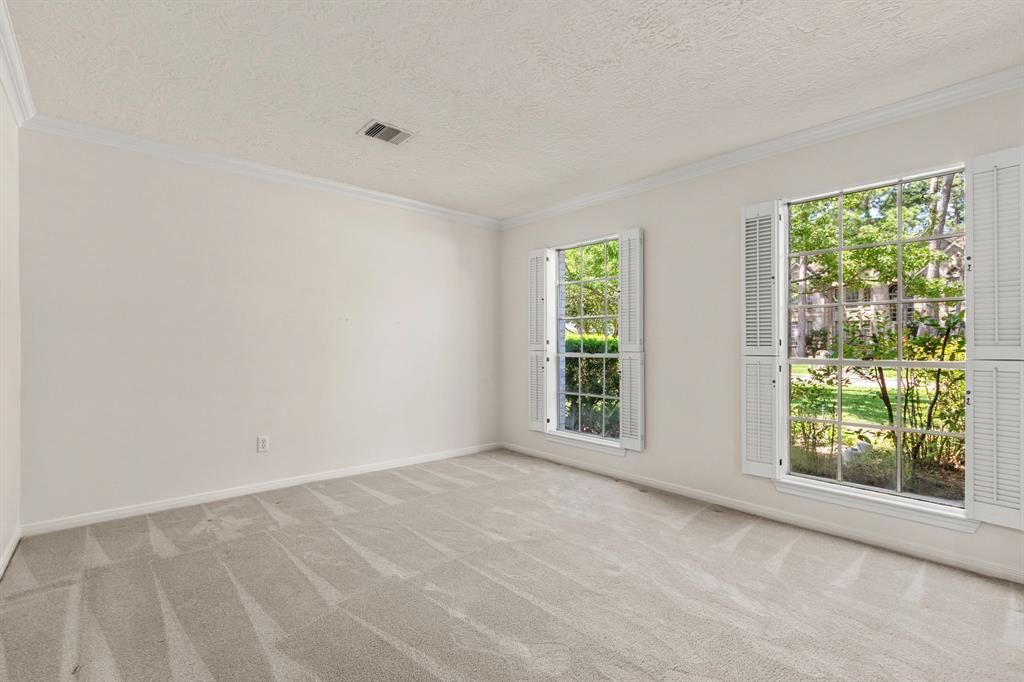 1022 Oak Leaf Street, La Porte, Texas image 8