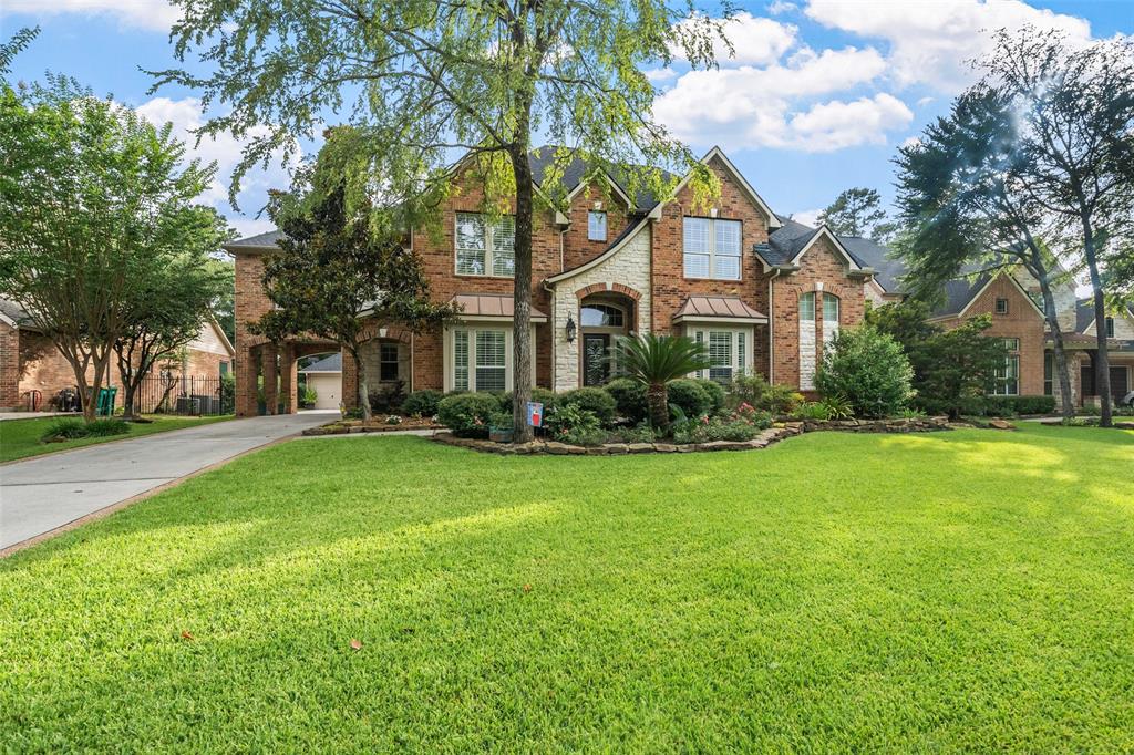 103 Player Oaks Place