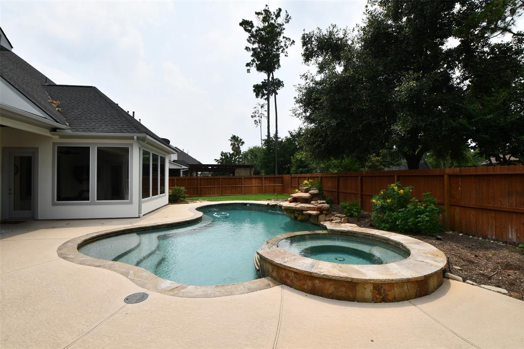 15710 Frio Springs Lane, Cypress, Texas image 41