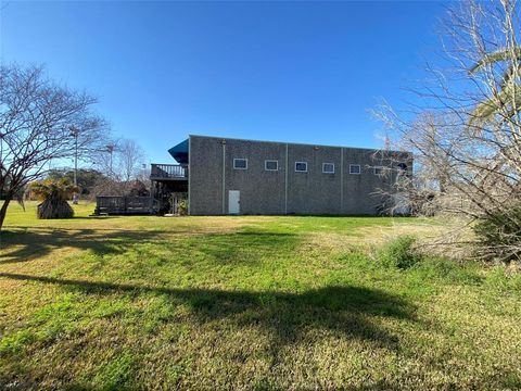 120 Silverbell Circle Lake Jackson TX 77566