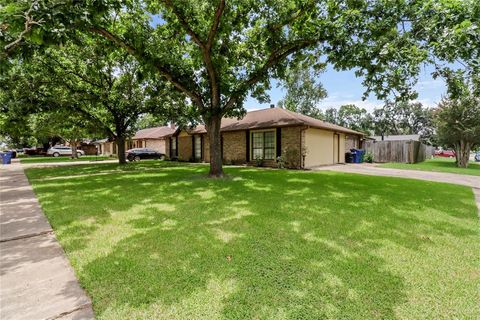 A home in Angleton