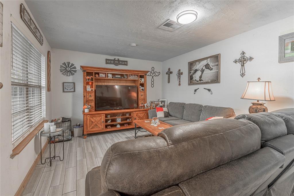 7618 County Road 132