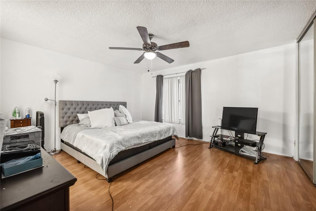 12018 Willow Trail, Houston, Texas image 3