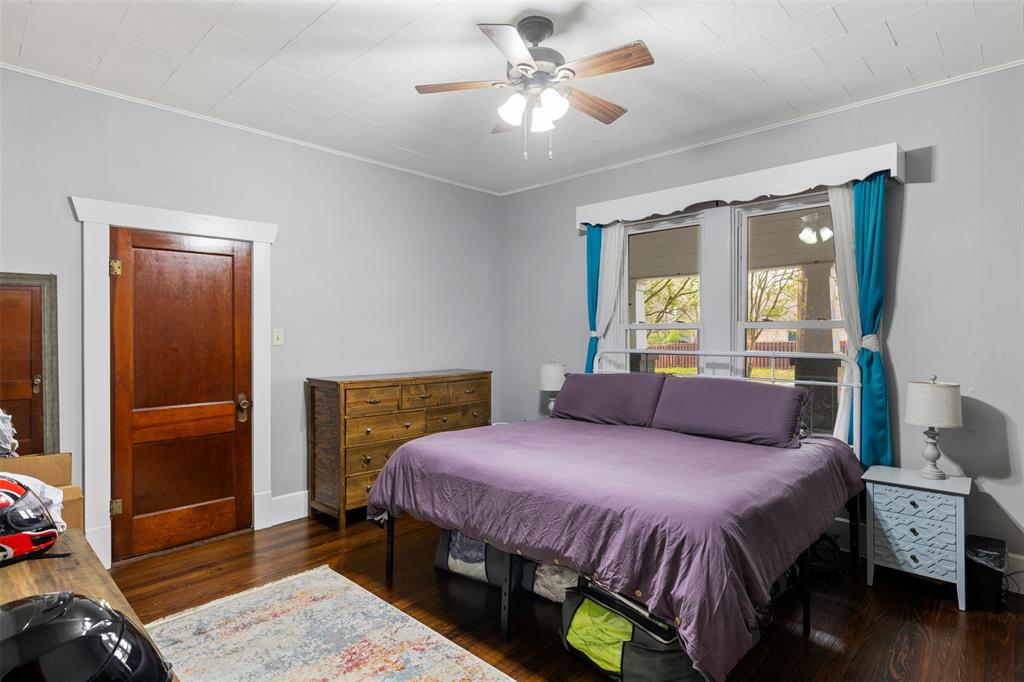 389 W Richmond Street, Giddings, Texas image 22