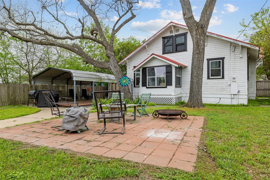 389 W Richmond Street, Giddings, Texas image 10