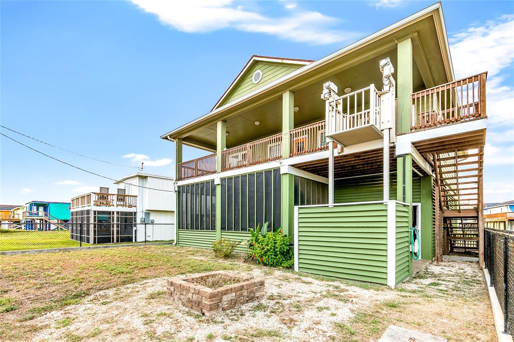 221 Seashell Drive, Surfside Beach, Texas image 18