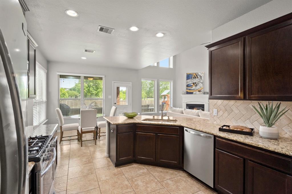 9822 Massanutten Lane, Richmond, Texas image 11