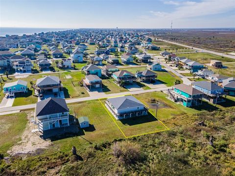 A home in Crystal Beach