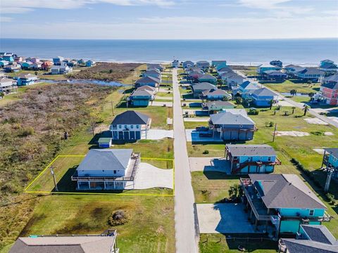 A home in Crystal Beach