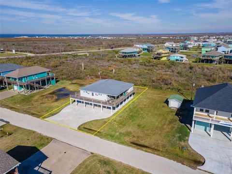 A home in Crystal Beach