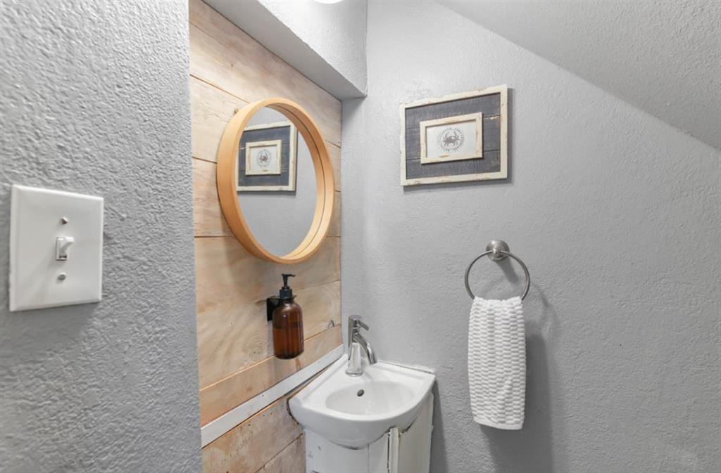 3905 Avenue L, Galveston, Texas image 12