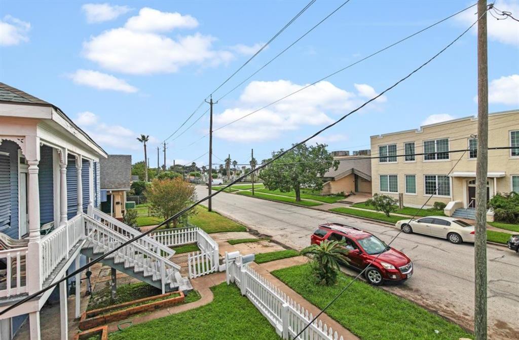 3905 Avenue L, Galveston, Texas image 23