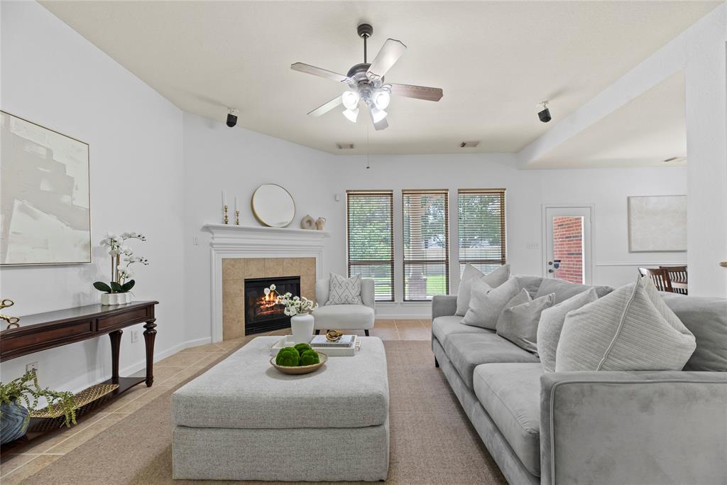 3734 Sunset Manor Lane, Katy, Texas image 7