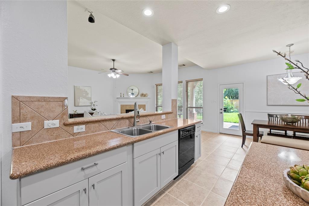 3734 Sunset Manor Lane, Katy, Texas image 14
