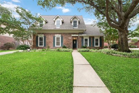 Single Family Residence in Katy TX 2115 Garden Terrace Drive.jpg