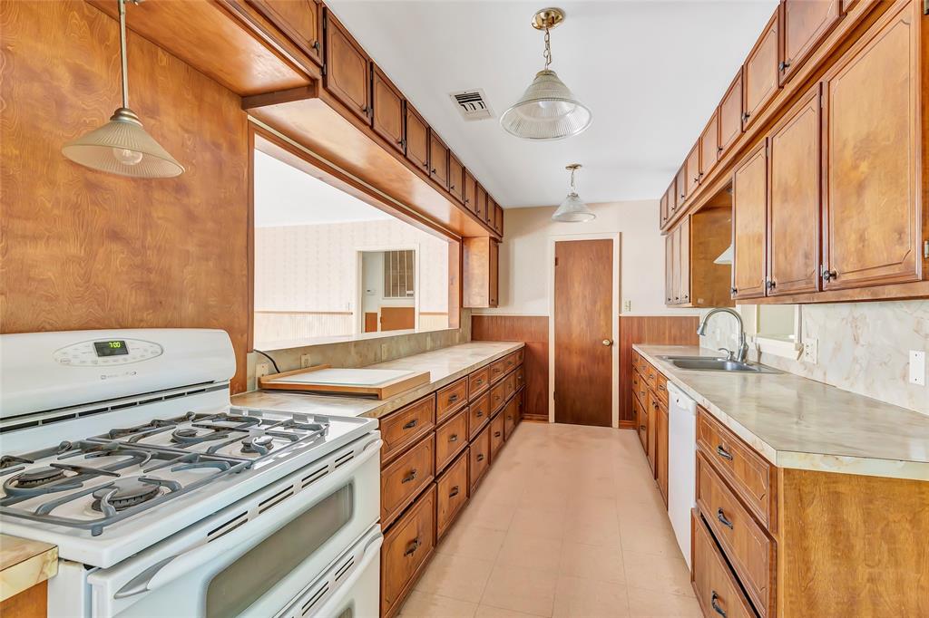 9525 Pine Road, Crosby, Texas image 34