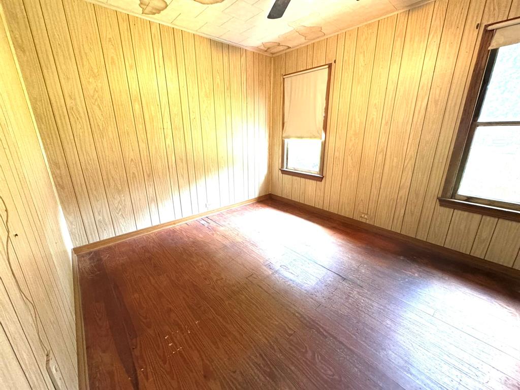 605 5th Street, Louise, Texas image 23
