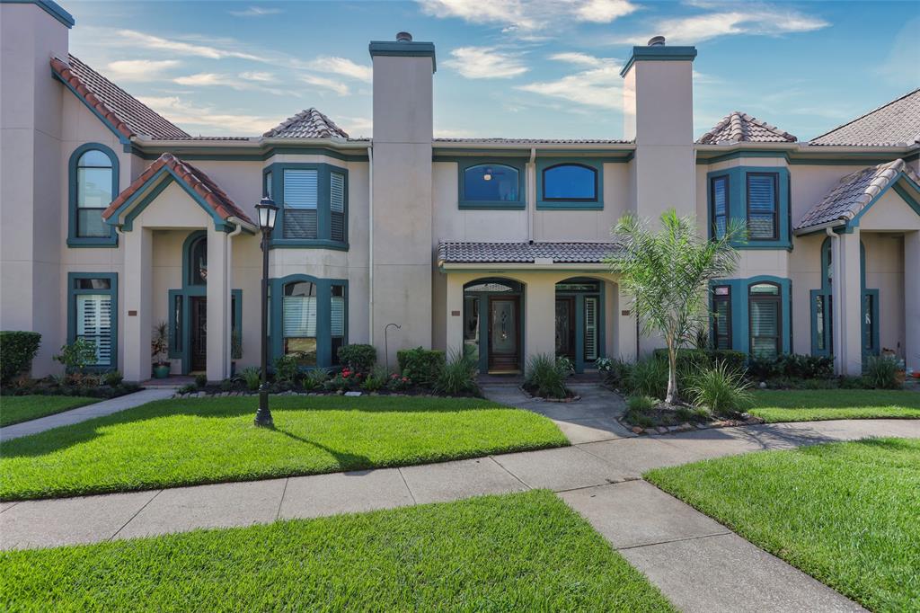 View Kemah, TX 77565 townhome