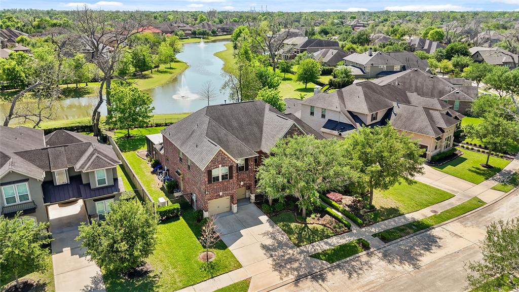 50 Little Rise Drive