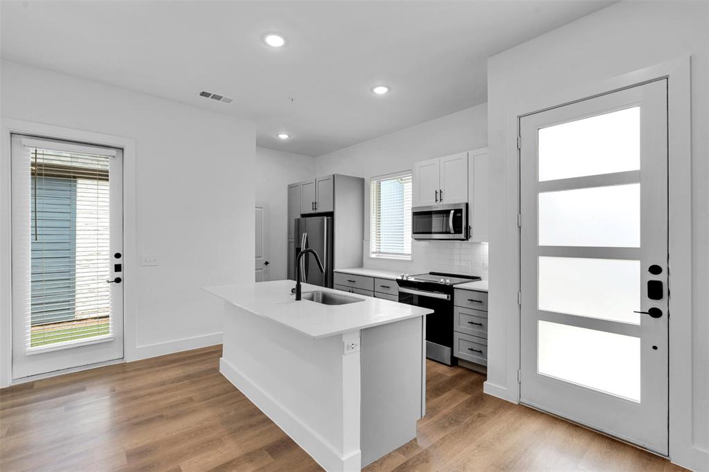 1406B Forward Drive