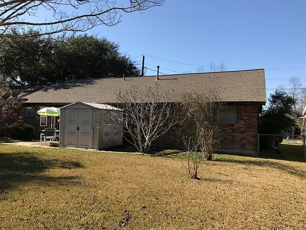 423 N Meinecke Street, Bellville, Texas image 5