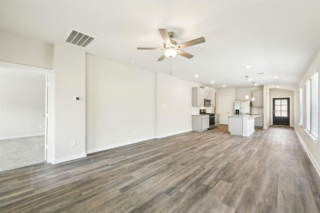 312 Willow Sage Court, Montgomery, Texas image 10