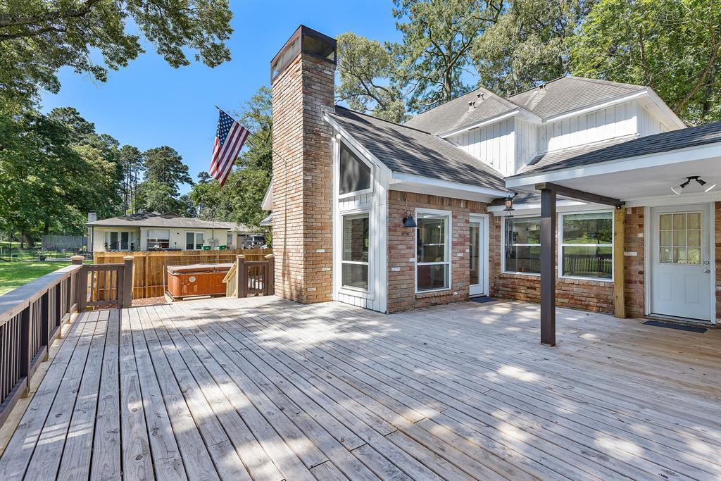 111 Rolling Hills Drive, Conroe, Texas image 31