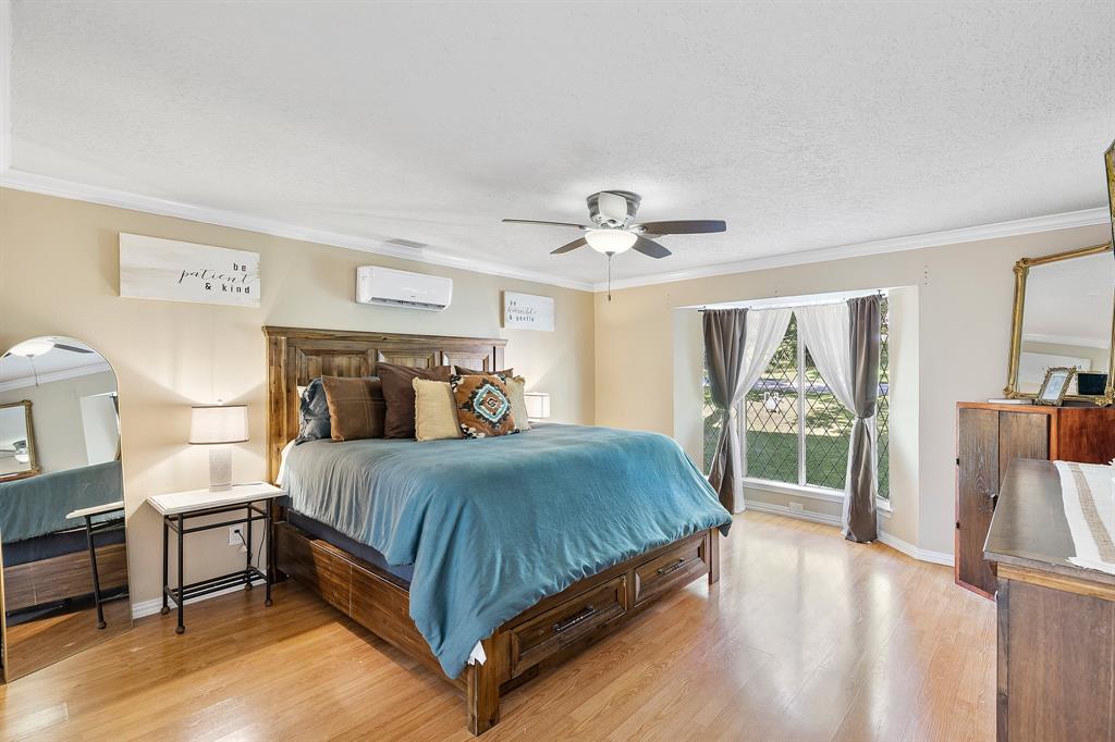 111 Rolling Hills Drive, Conroe, Texas image 17
