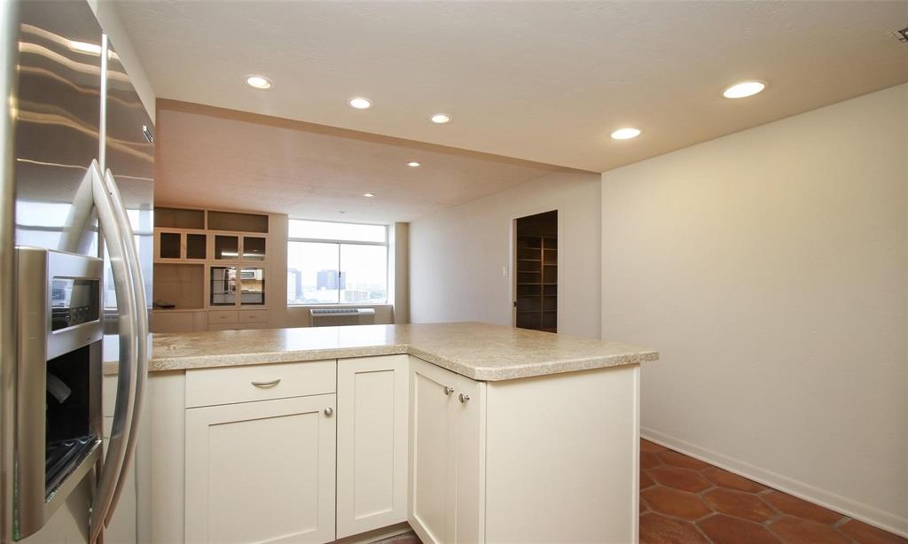 7510 Hornwood Drive #1305, Houston, Texas image 5