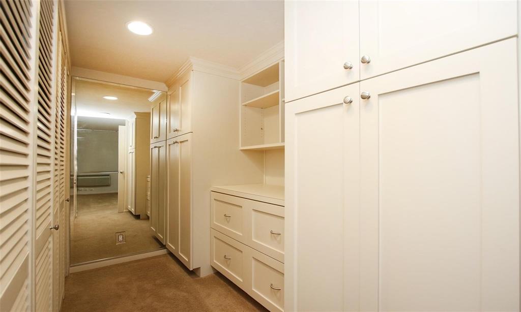 7510 Hornwood Drive #1305, Houston, Texas image 12