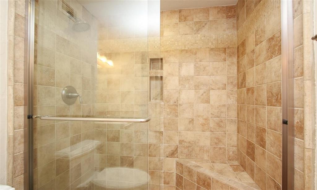 7510 Hornwood Drive #1305, Houston, Texas image 11