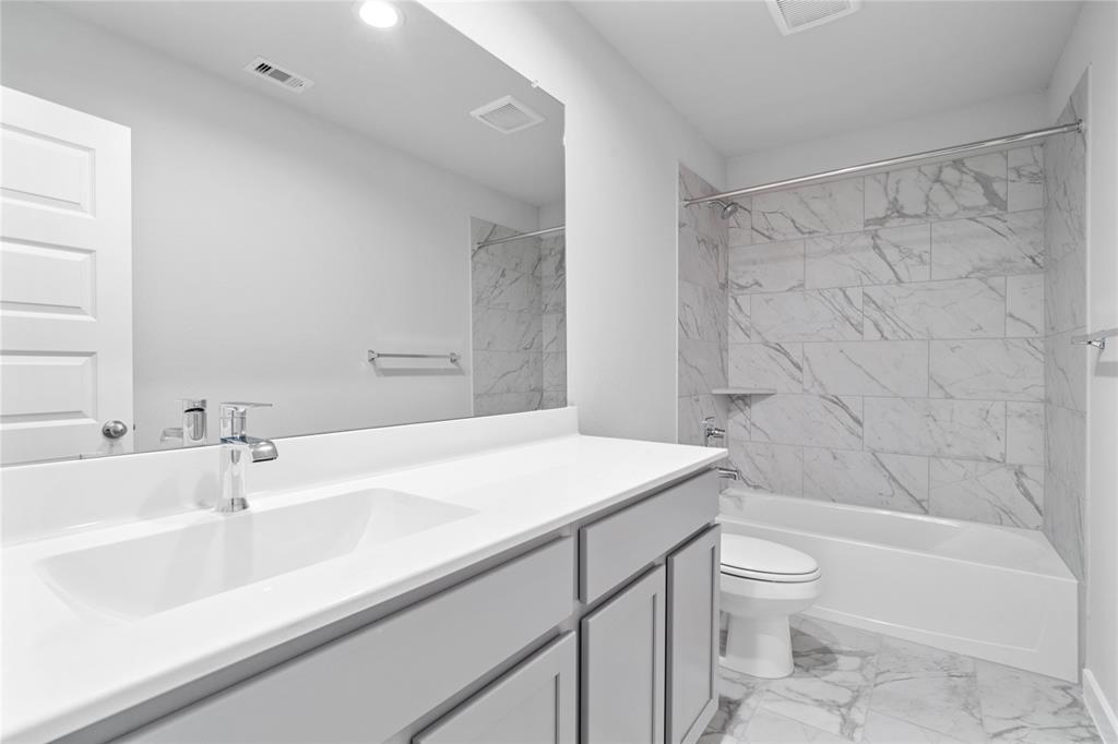 2635 Village Side Trail, Rosenberg, Texas image 13