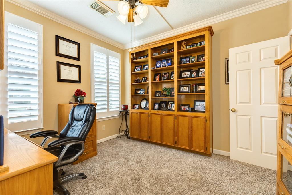59 Sunrose Court, Lake Jackson, Texas image 15