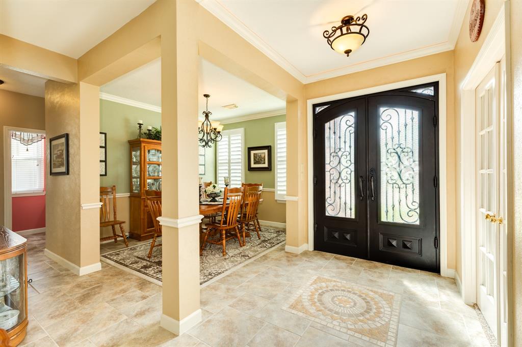 59 Sunrose Court, Lake Jackson, Texas image 4