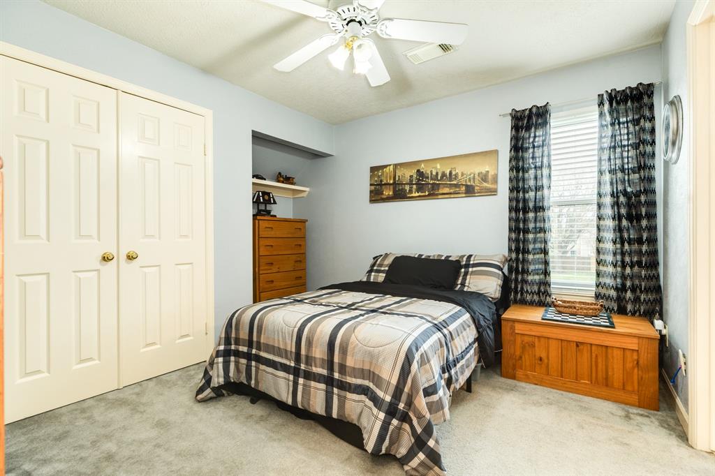 59 Sunrose Court, Lake Jackson, Texas image 27