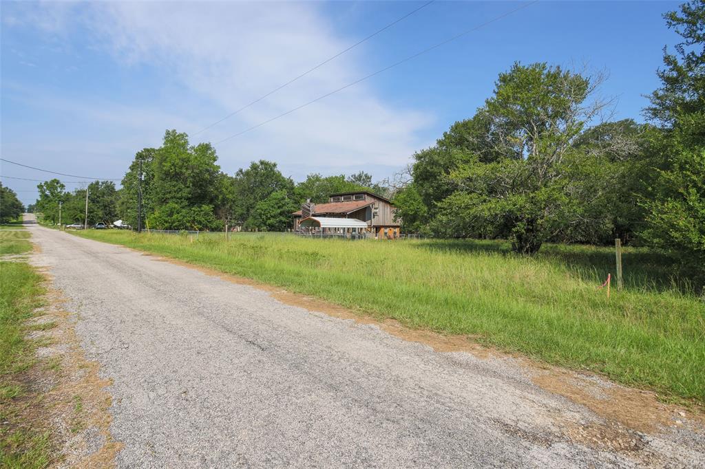 97 Oak Hill Drive, Huntsville, Texas image 8