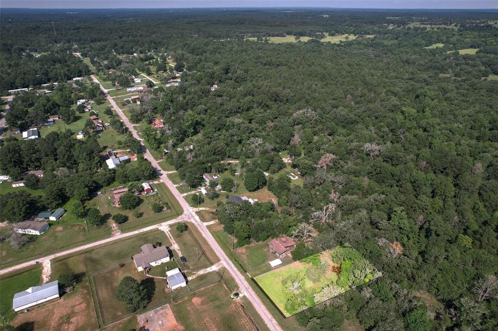 97 Oak Hill Drive, Huntsville, Texas image 12