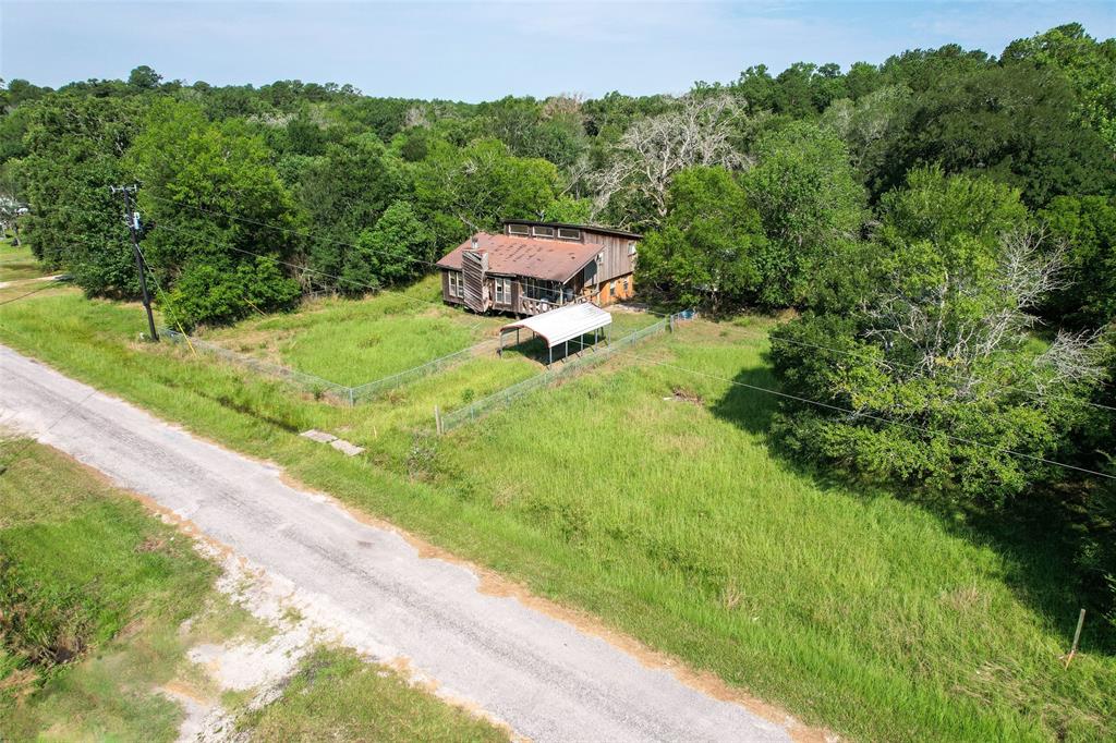 97 Oak Hill Drive, Huntsville, Texas image 6
