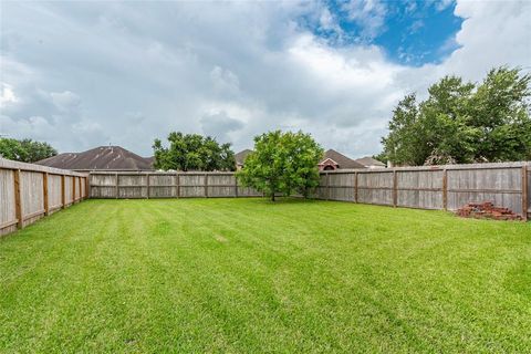 A home in League City