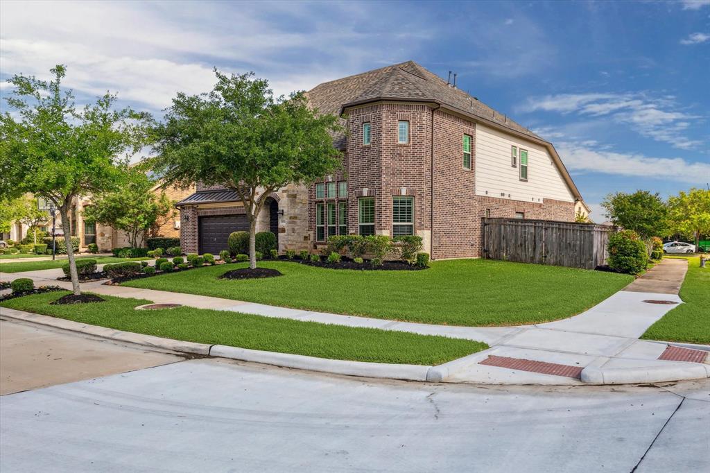 9719 Lafayette Way, Missouri City, Texas image 2